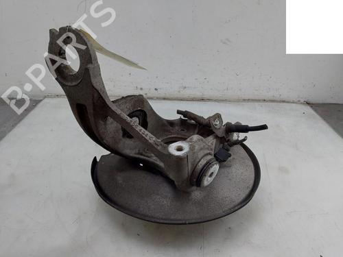 Used Right rear steering knuckle PORSCHE MACAN (95B) 2.0 (252 hp) 29743911