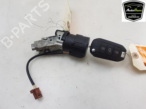Used Ignition barrel PEUGEOT 208 I (CA_, CC_) 1.2 THP 110 (110 hp) 13106422