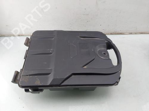 jack-kit-renault-trafic-iii-van-fg_-2014-36640638 main image