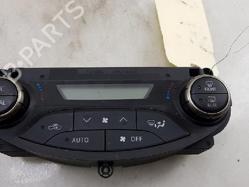 Climate control TOYOTA YARIS (_P13_) 1.5 Hybrid (NHP130_, NHP130) | BP12015112I5 