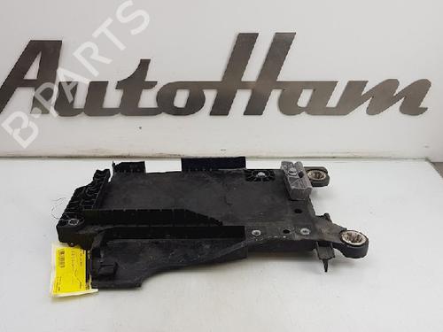 Used Support MINI MINI (F56) Cooper D (116 hp) 13137691