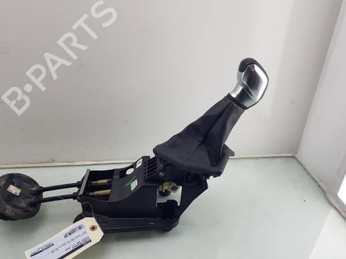 Gear lever PEUGEOT 208 I (CA_, CC_) 1.2 VTI 82 | BP25926072M90