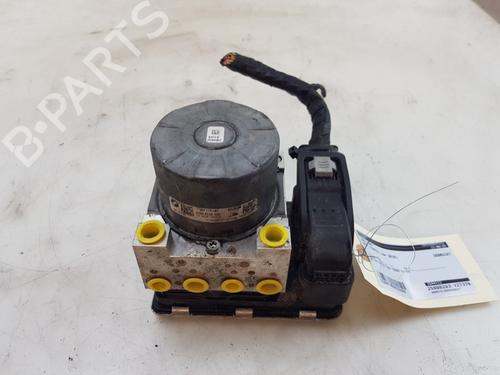 Used ABS pump BMW 3 (G20, G80, G28) 318 d (150 hp) 26681468
