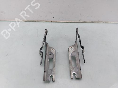 Used Hinge/Door check strap VW GOLF VIII (CD1, DA1) 1.5 TSI (131 hp) 31923257