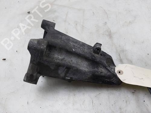 Engine mount MERCEDES-BENZ GLC (X253) 250 4-matic (253.946) | BP30533930M89