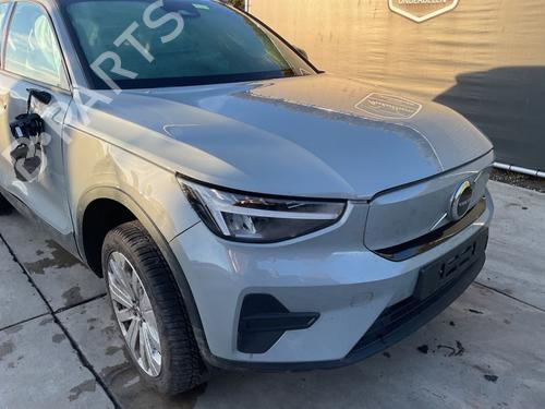 Pare-chocs avant VOLVO EX40 (536) EV (238 hp) 31708085