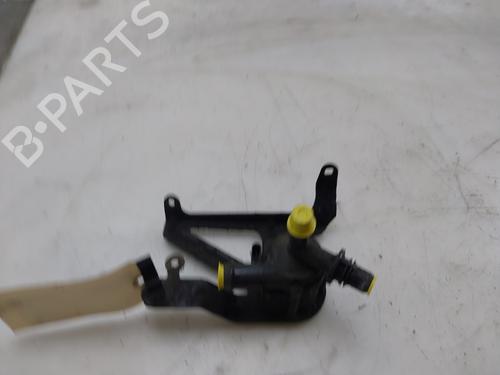 Used Auxiliary water pump BMW 1 (F20) 116 i (136 hp) 27642242