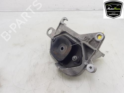 Used Engine mount Engine mount 19086407 19086407
