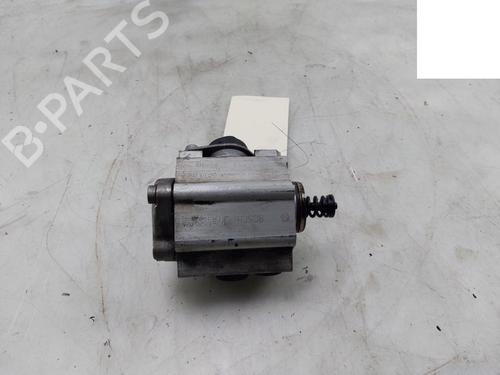 Used Injection pump VW GOLF V (1K1) 2.0 FSI (150 hp) 30435619