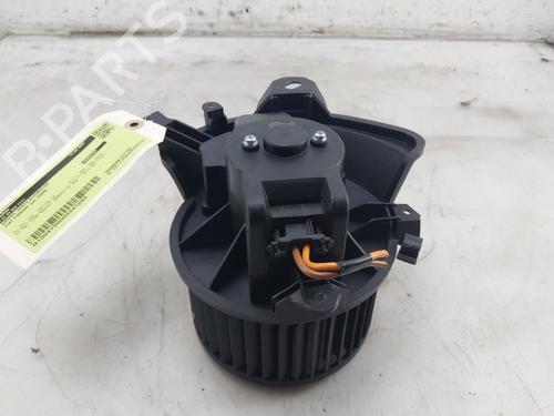 Used Heater blower motor FIAT FIORINO Box Body/MPV (225_) 1.3 D Multijet (225BXD1A, 225BXB1A, 225BXB11) (75 hp) 31756126