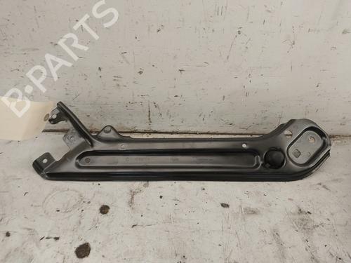 Used Left headlight support Left headlight support SKODA OCTAVIA IV Combi (NX5, PV5) 1.5 TSI e-TEC (150 hp) 39562371 39562371