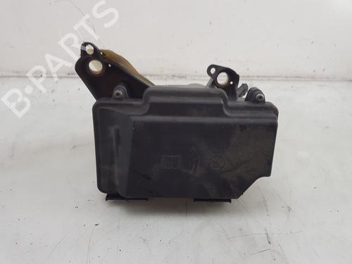 Used Fuse box MERCEDES-BENZ E-CLASS Coupe (C238) E 220 d 4-matic (238.315) (194 hp) 26647083