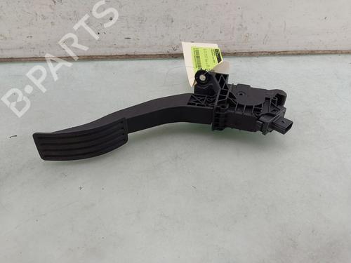 pedal-polestar-polestar-2-534-2019-38746722 main image