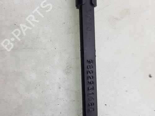 Front windshield wiper arm PEUGEOT 2008 II (UD_, US_, UY_, UJ_, UR_, UC_) 1.2 PureTech 100 (USHNK) | BP23239465C143 