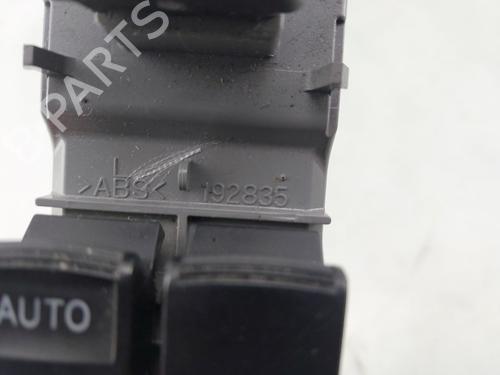 Switch TOYOTA RAV 4 IV (_A4_) 2.5 Hybrid 4WD (AVA44, AVA44_) | BP30509894I30