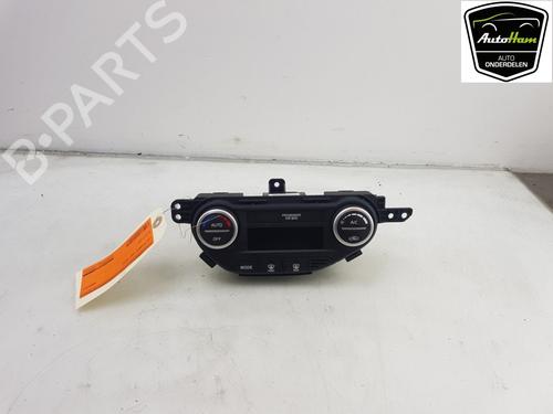Used Climate control Climate control 12044707 12044707