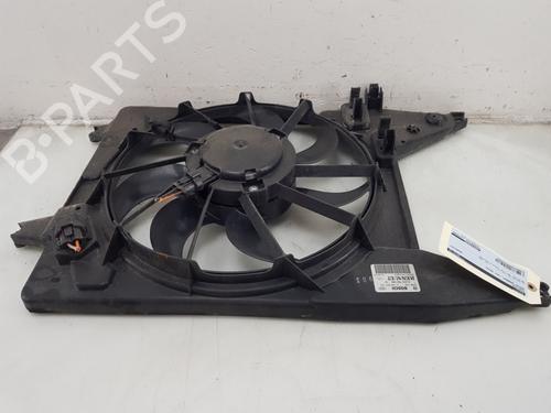 Used Radiator fan Radiator fan DACIA SANDERO 1.2 16V (75 hp) 32520595 32520595