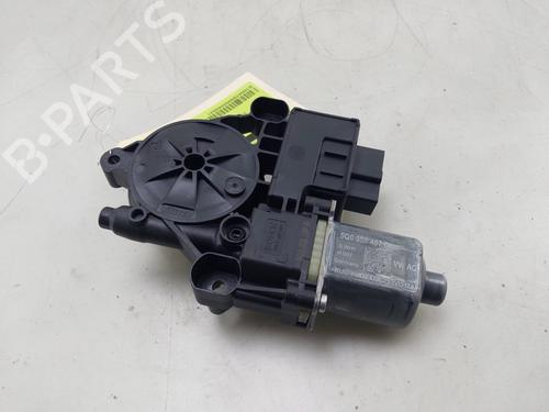 Used Electronic module SEAT ARONA (KJ7, KJP) 1.0 TSI (95 hp) 30932231