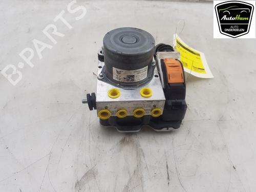 Used ABS pump ABS pump PEUGEOT 208 II (UB_, UP_, UW_, UJ_) e-208 (136 hp) 22372402 22372402