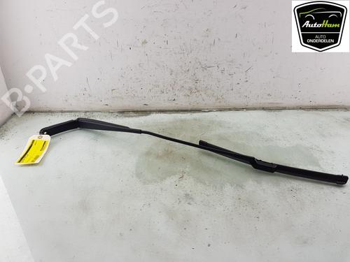 Used Front windshield wiper arm SEAT Mii (KF1, KE1) 1.0 (60 hp) 21795622