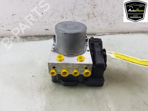 Pompe ABS TESLA MODEL Y (5YJY) EV (299 hp) 28543223