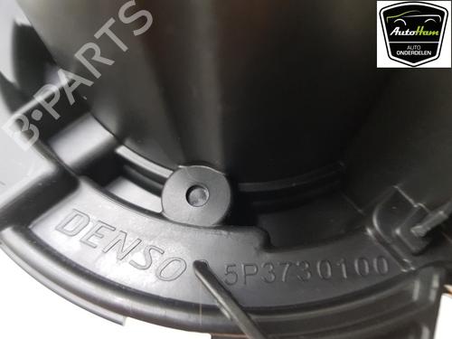 Heater blower motor DACIA SANDERO II TCe 90 (B8M1, B8MA, B8AC) | BP12047304M62 