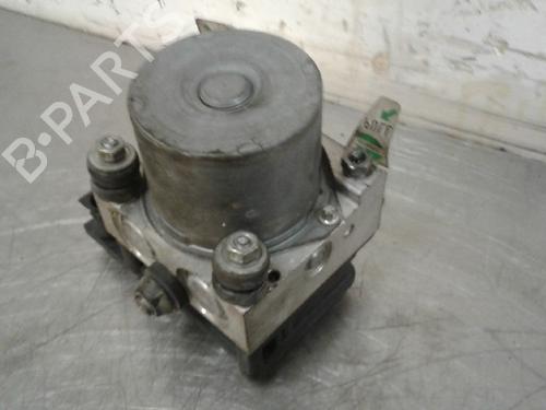 Used ABS pump CITROËN C4 Coupe (LA_) 1.4 16V (88 hp) 12004770