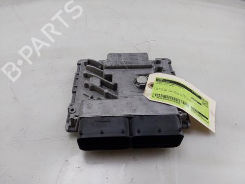 Used Engine control unit (ECU) Engine control unit (ECU) VW GOLF VII (5G1, BQ1, BE1, BE2) 2.0 GTI (245 hp) 33717792 33717792