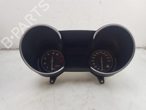 instrument-cluster-alfa-romeo-giulia-952_-2015-23981676 main image