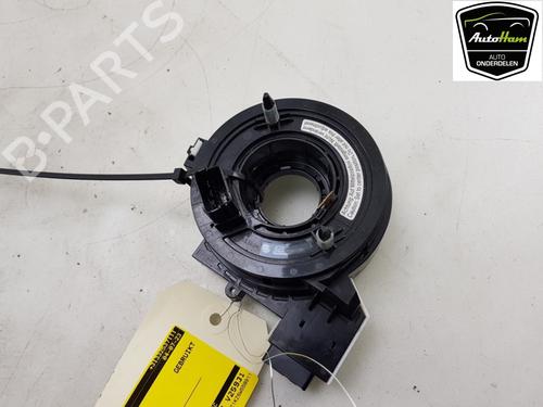 Kontantrulle Airbag /Stelring VW GOLF PLUS V (5M1, 521) 1.6 FSI (115 hp) 13750766