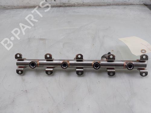 Used Injection rail PORSCHE PANAMERA (971) 4.0 Turbo (97AFF1, 97BFF1) (550 hp) 31092858