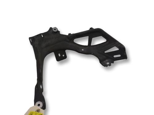 Used Right headlight support Right headlight support MINI MINI (F56) Cooper (136 hp) 40598198 40598198