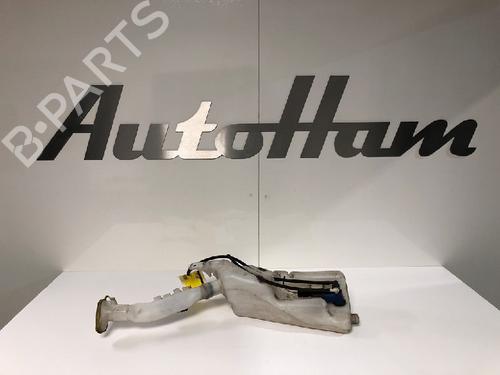 Used Windscreen washer tank RENAULT CLIO III (BR0/1, CR0/1) 1.2 16V (BR02, BR0J, BR11, CR02, CR0J, CR11) (75 hp) 12022923