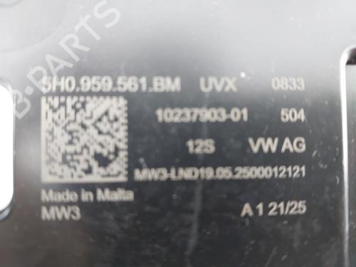 Interior roof light VW GOLF VIII (CD1, DA1) 1.5 eTSI | BP37179597I8 - Image 3