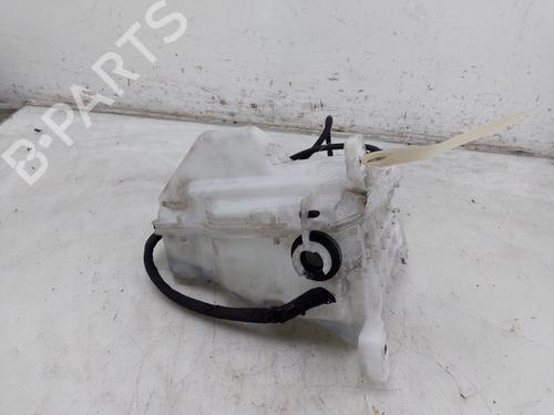 Used Windscreen washer tank SEAT IBIZA V (KJ1, KJG) 1.0 TSI (95 hp) 32162804