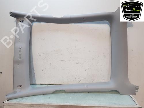 Interiør tag TESLA MODEL Y (5YJY) EV (299 hp) 28543199