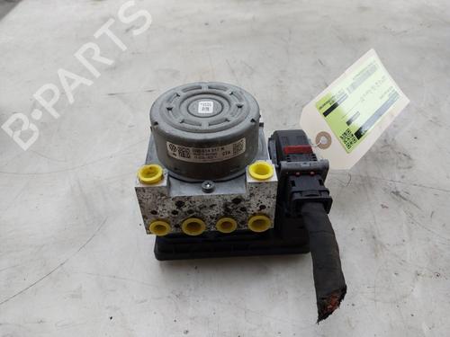 Used ABS pump ABS pump AUDI A3 Sportback (8VA, 8VF) 1.4 TFSI (122 hp) 36448102 36448102