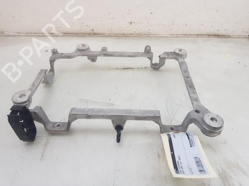 Used Support Support VOLVO XC40 (536) Recharge (231 hp) 28358198 28358198