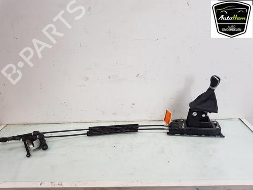 Used Gear lever VW GOLF VIII (CD1, DA1) 1.5 TSI (150 hp) 12047384