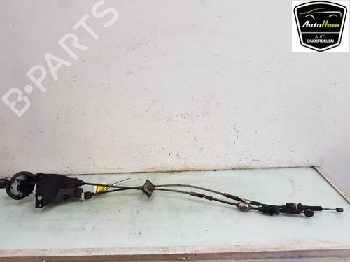 Used Gear lever Gear lever RENAULT TRAFIC III Van (FG_) 1.6 dCi 95 (FGMJ, FGMR) (95 hp) 16256455 16256455
