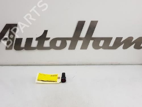 Used Warning switch Warning switch VOLVO V40 Hatchback (525) D2 (120 hp) 13140710 13140710
