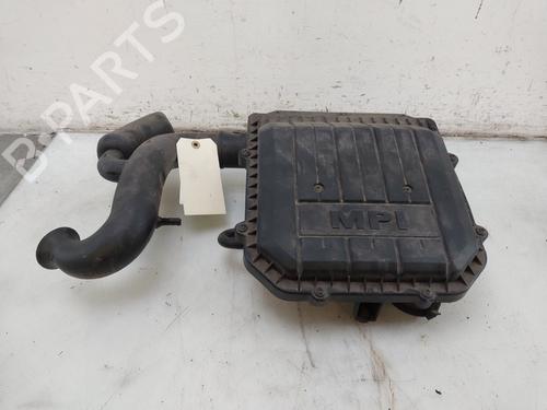Used Air filter box Air filter box VW UP! (121, 122, BL1, BL2, BL3, 123) 1.0 (60 hp) 33463358 33463358