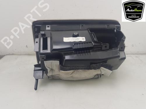 Handskerum BMW X5 (G05, F95) xDrive 45 e Plug-in-Hybrid | BP16899026C95 