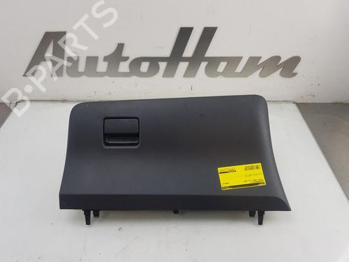 Used Glove box TOYOTA YARIS (_P13_) 1.5 (NSP131_) (112 hp) 12036131