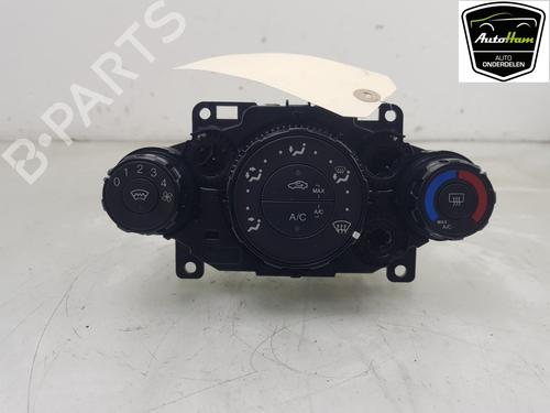 Used Climate control FORD FIESTA VI (CB1, CCN) 1.0 (80 hp) 16192555