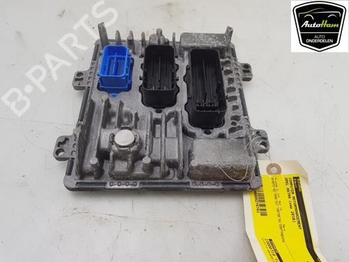 Used Engine control unit (ECU) OPEL ASTRA K (B16) 1.6 CDTi (68) (110 hp) 18111683