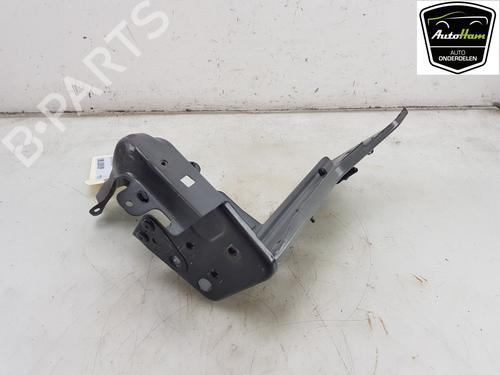 Used Support RENAULT TWINGO III (BCM_, BCA_) Z.E: (BCA1) (82 hp) 22635046