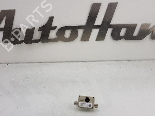 Used Electronic module BMW 3 (E90) 318 i (136 hp) 13137958