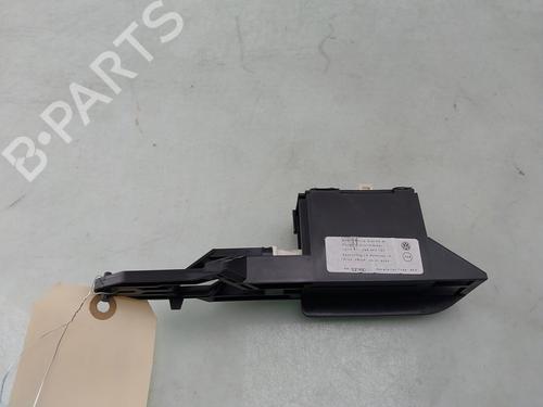 electronic-module-vw-passat-b8-variant-3g5-cb5-2014-32415658 main image