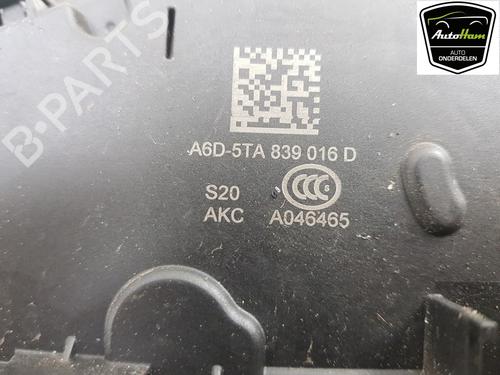 Rear right lock VW GOLF VII (5G1, BQ1, BE1, BE2) 1.0 TSI | BP13105007C99 